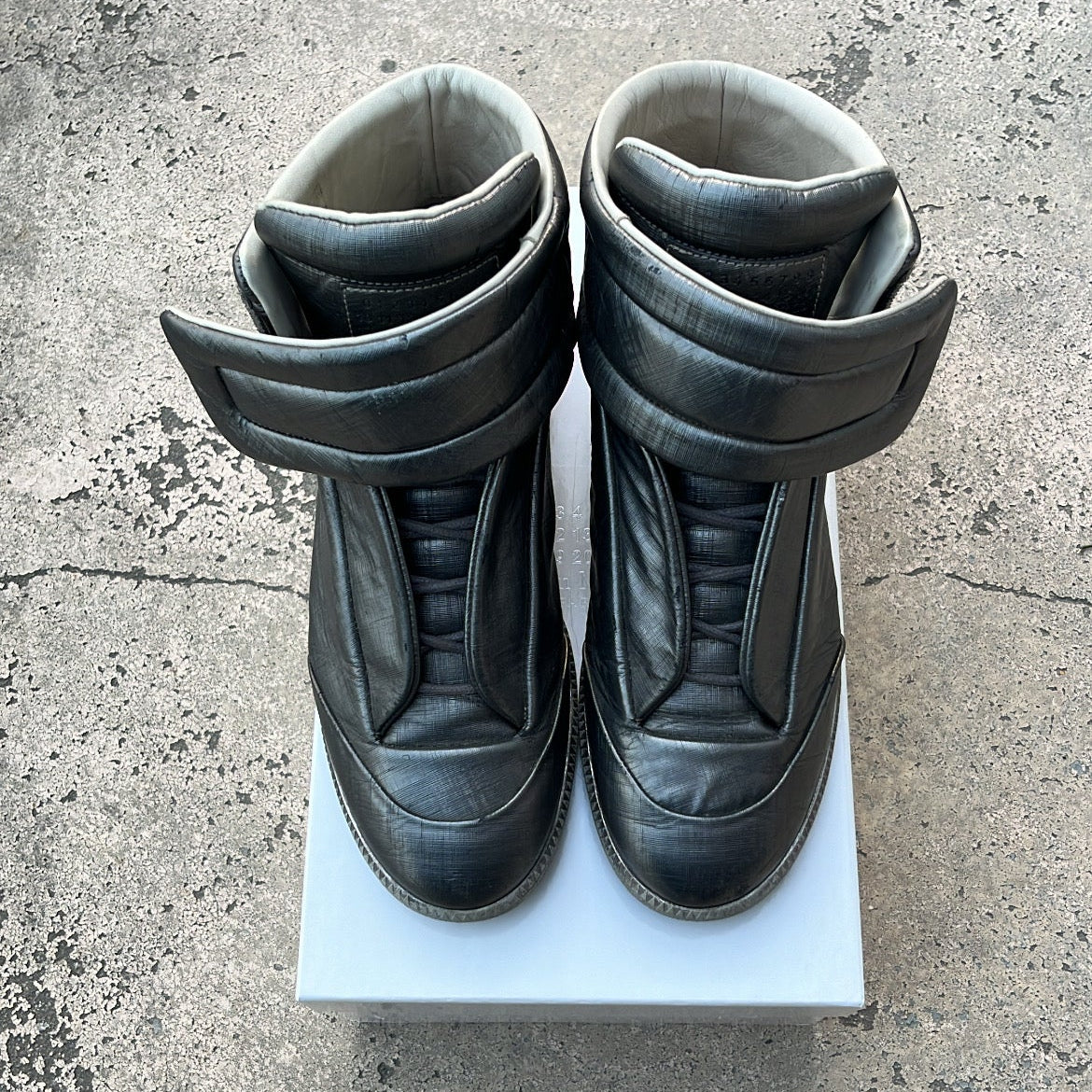 Maison Margiela Future Metallic - EU41 / US8 / UK7