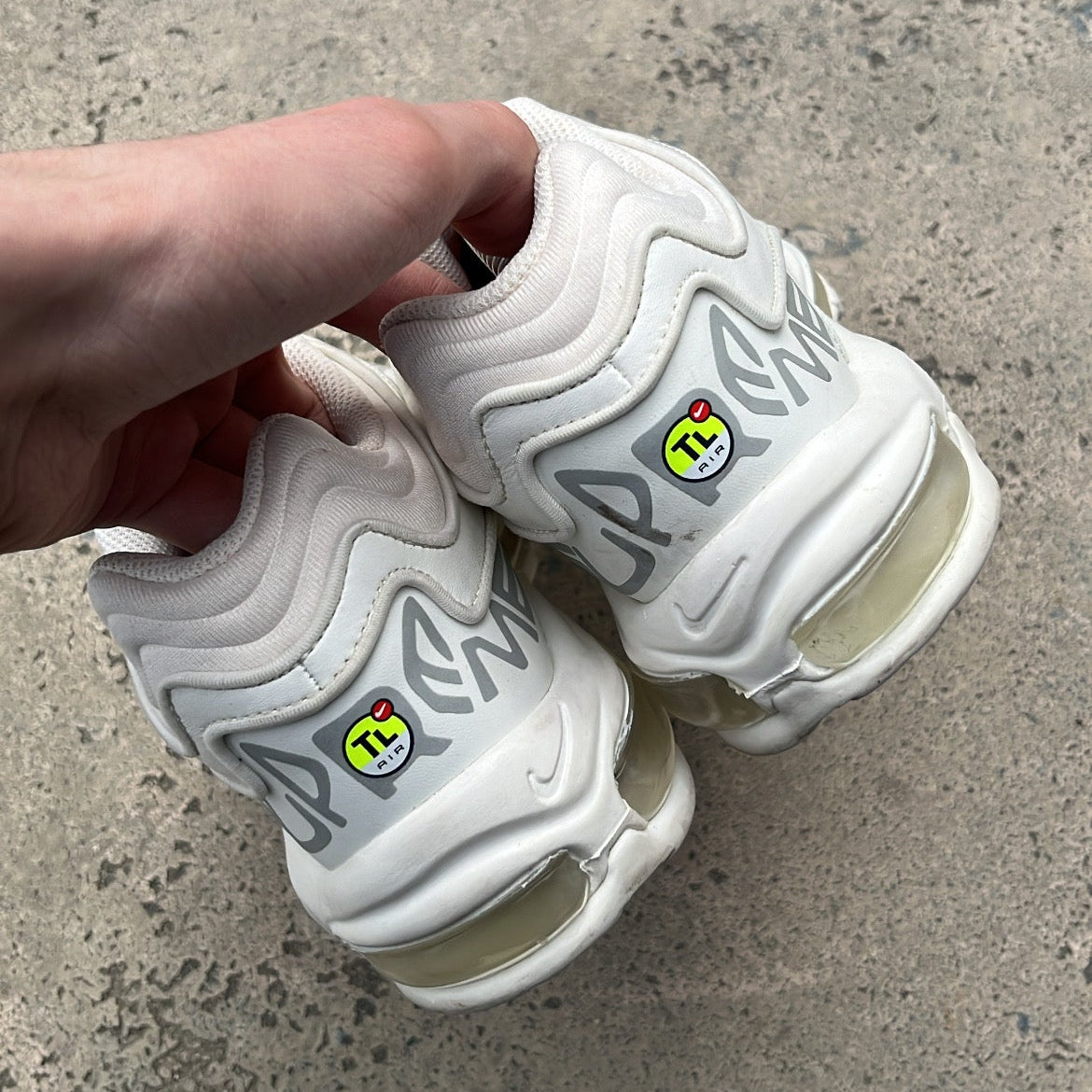 Air Max 98TL Supreme White - EU42.5 / US9 / UK8