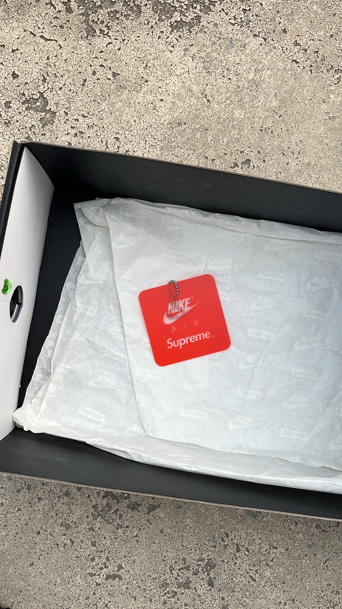 Tn Supreme Red - EU41 / US8 / UK7