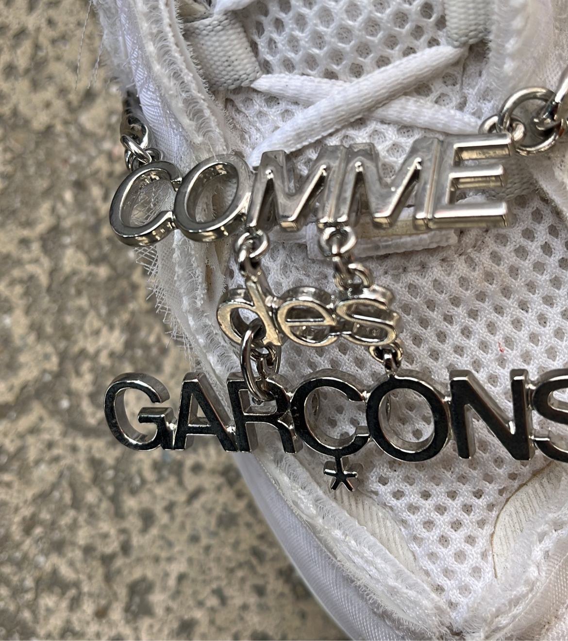 Shox CDG White - EU42 / US8.5 / UK7.5