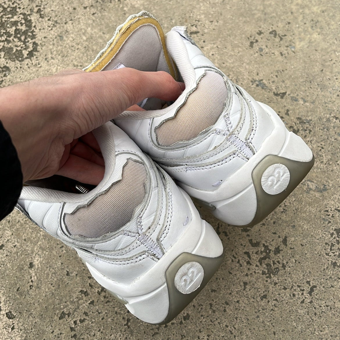 Reebok Maison Margiela White - EU41 / US8 / UK7
