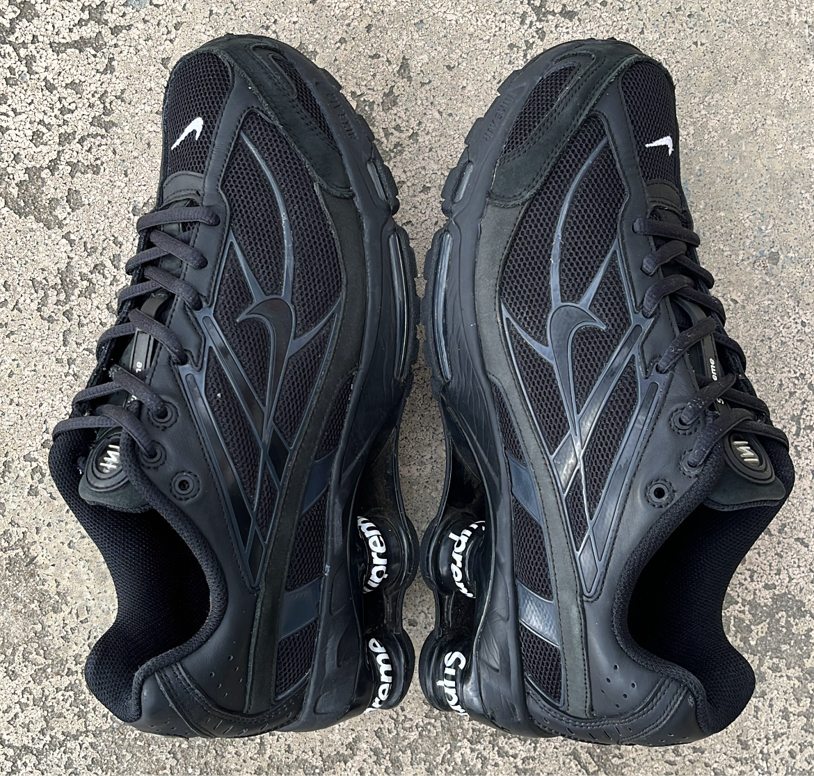 Shox Supreme Black - EU42,5 / US9 / UK8