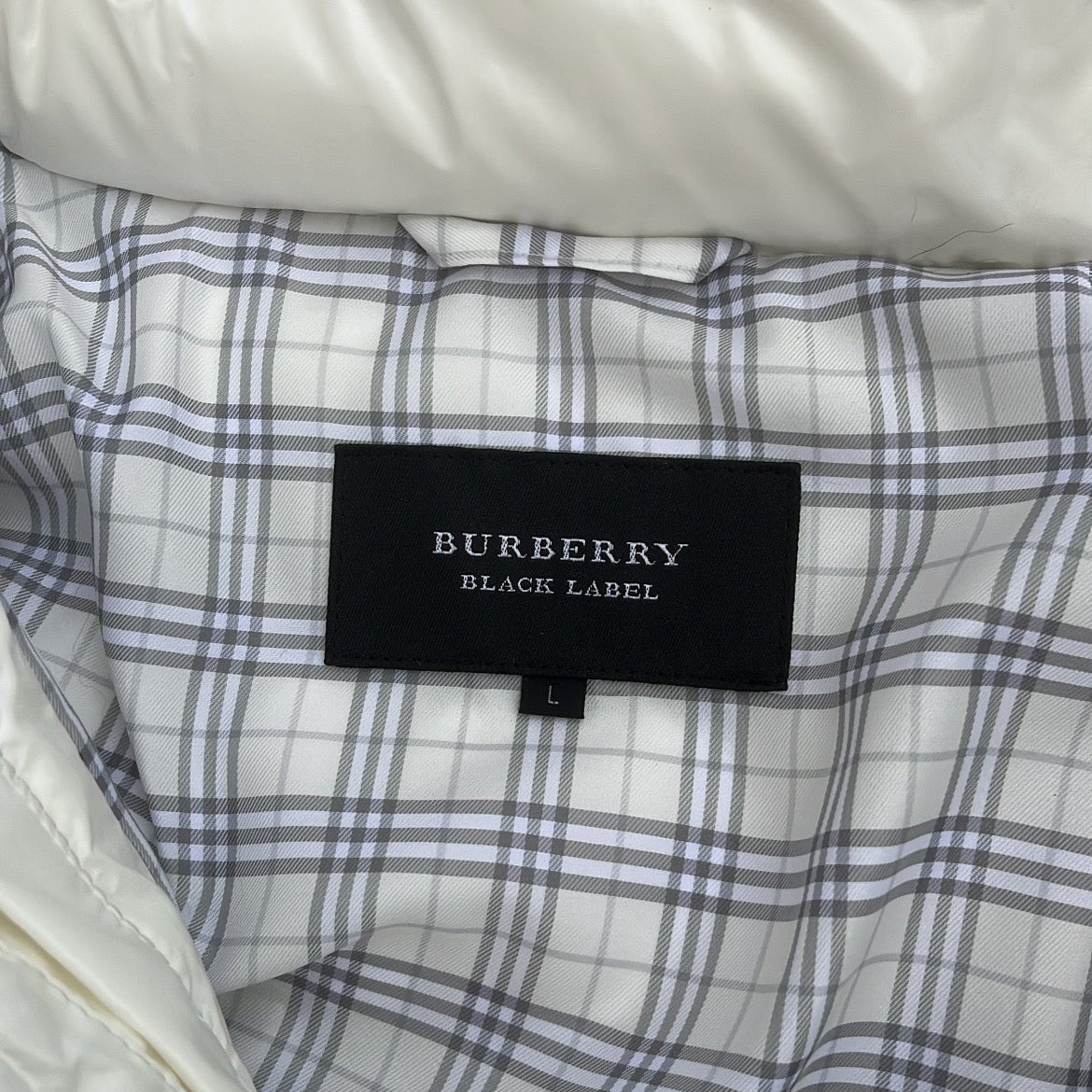 Burberry Black Label Glossy White Jacket - L - Real Silver Fox Fur