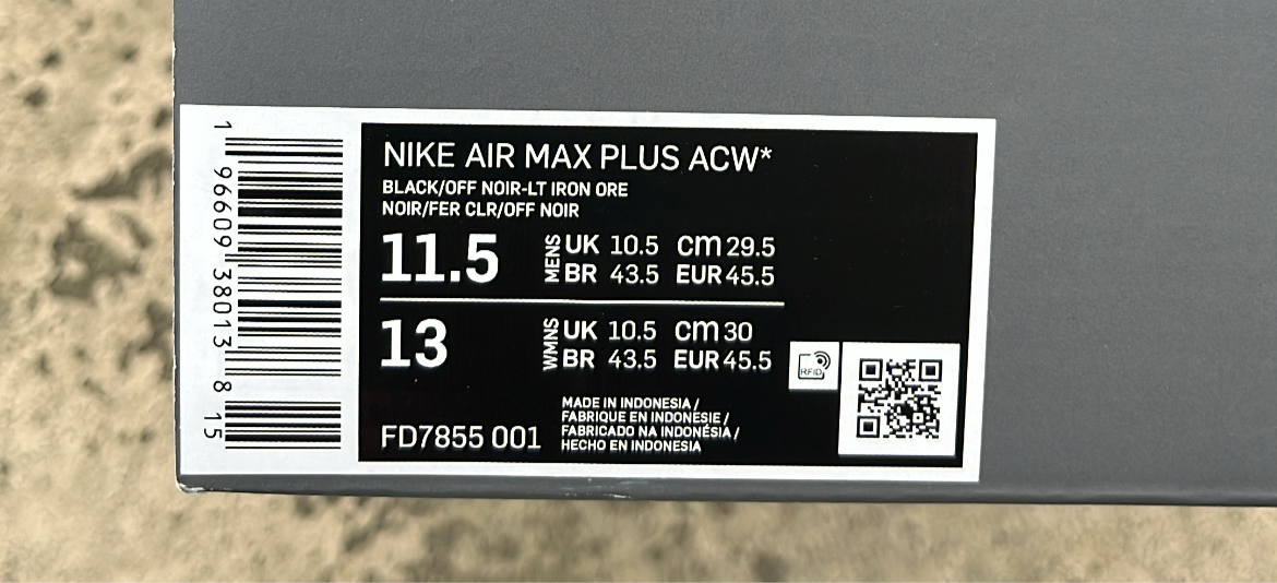 TN A Cold Wall Black - EU45.5 / US11.5 / UK10.5