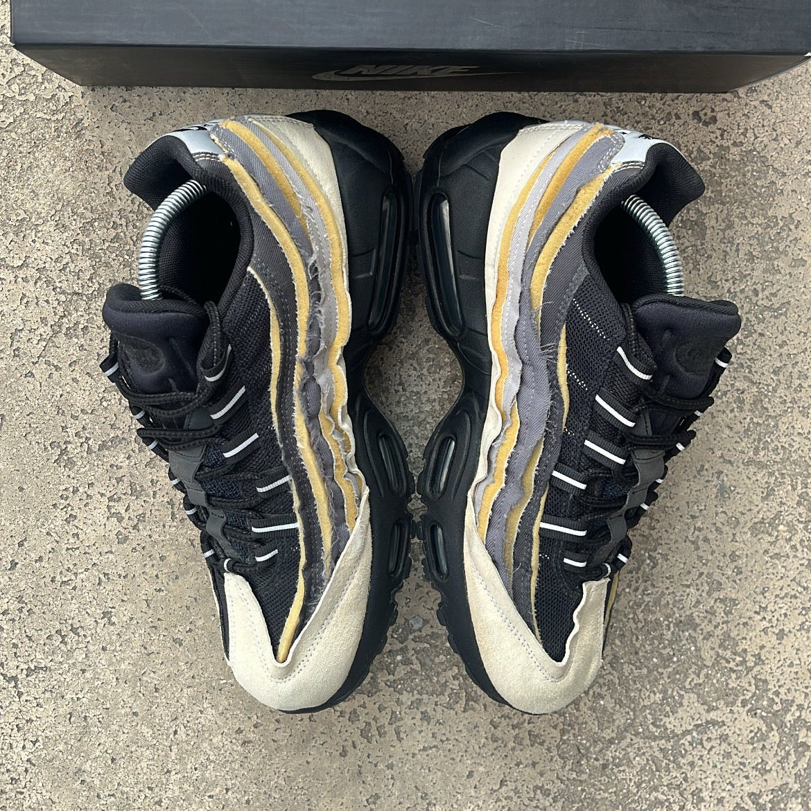 Air Max 95 CDG Grey - EU42.5 / US9 / UK8