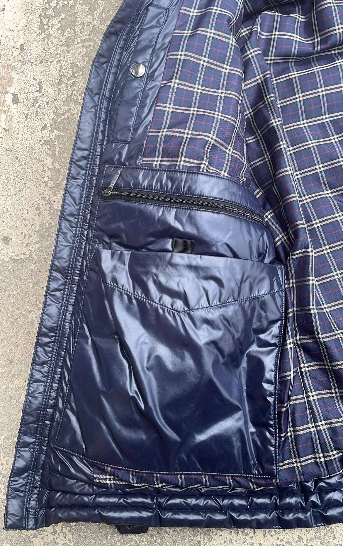 Burberry Black Label Glossy Navy Blue Jacket - L - Real Silver Fox Fur