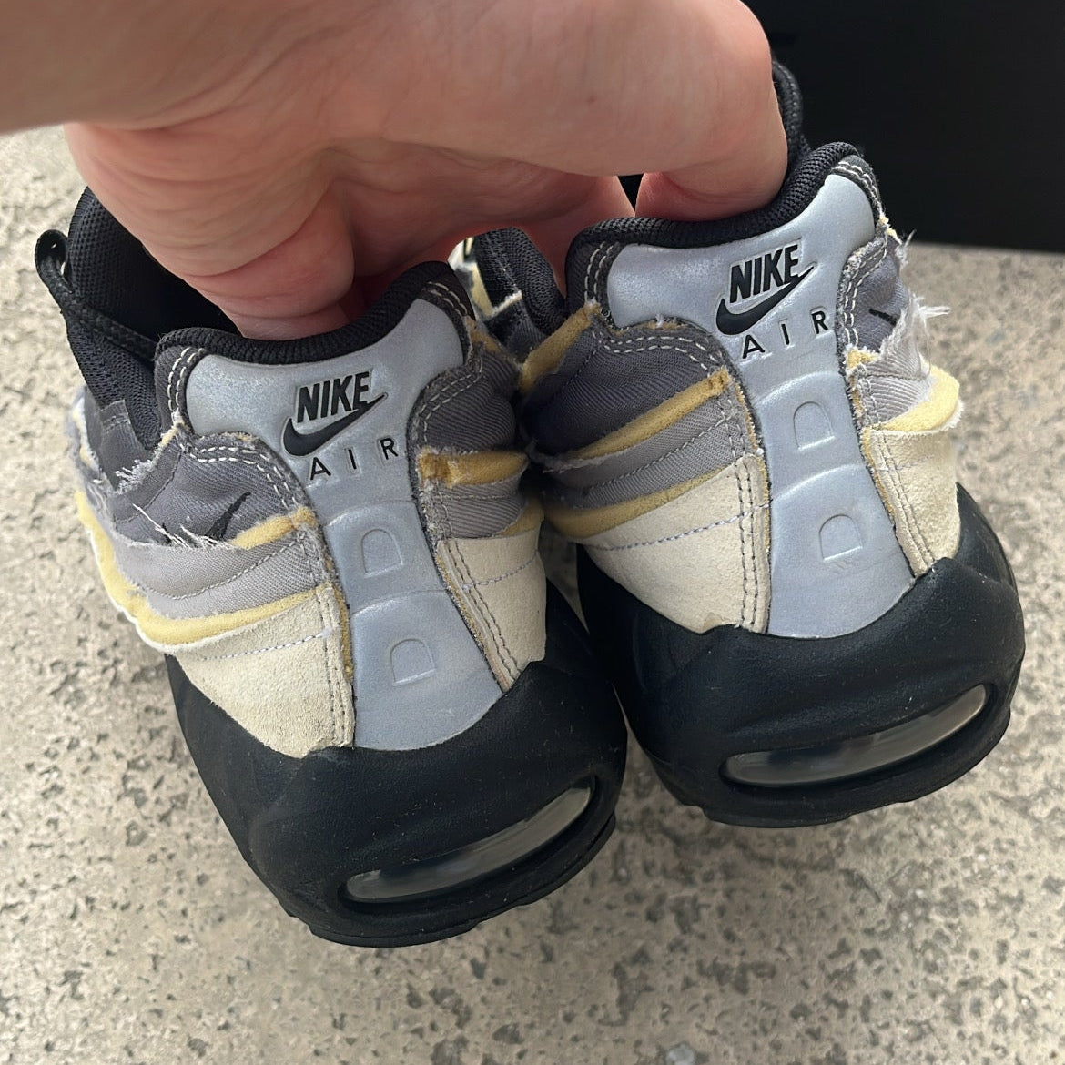Air Max 95 CDG Grey - EU42.5 / US9 / UK8
