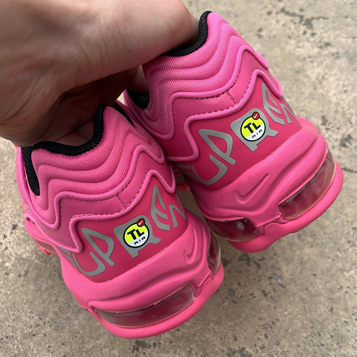 Air Max 98TL Supreme Pink - EU43 / US9.5 / UK8.5