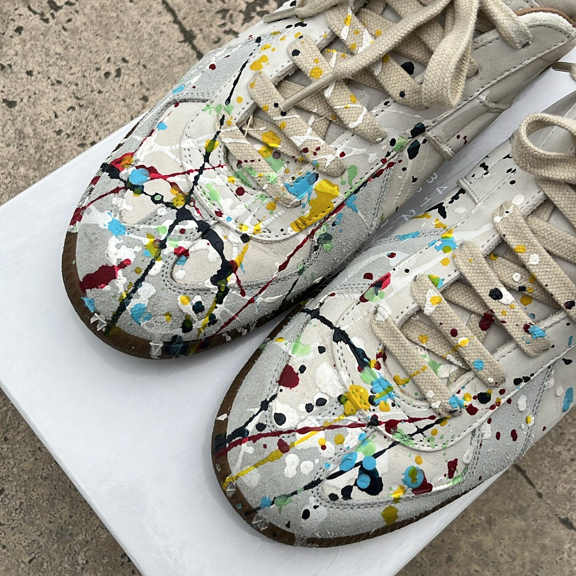 Maison Margiela GAT Paint Splatter Cream - EU40 / US7 / UK6