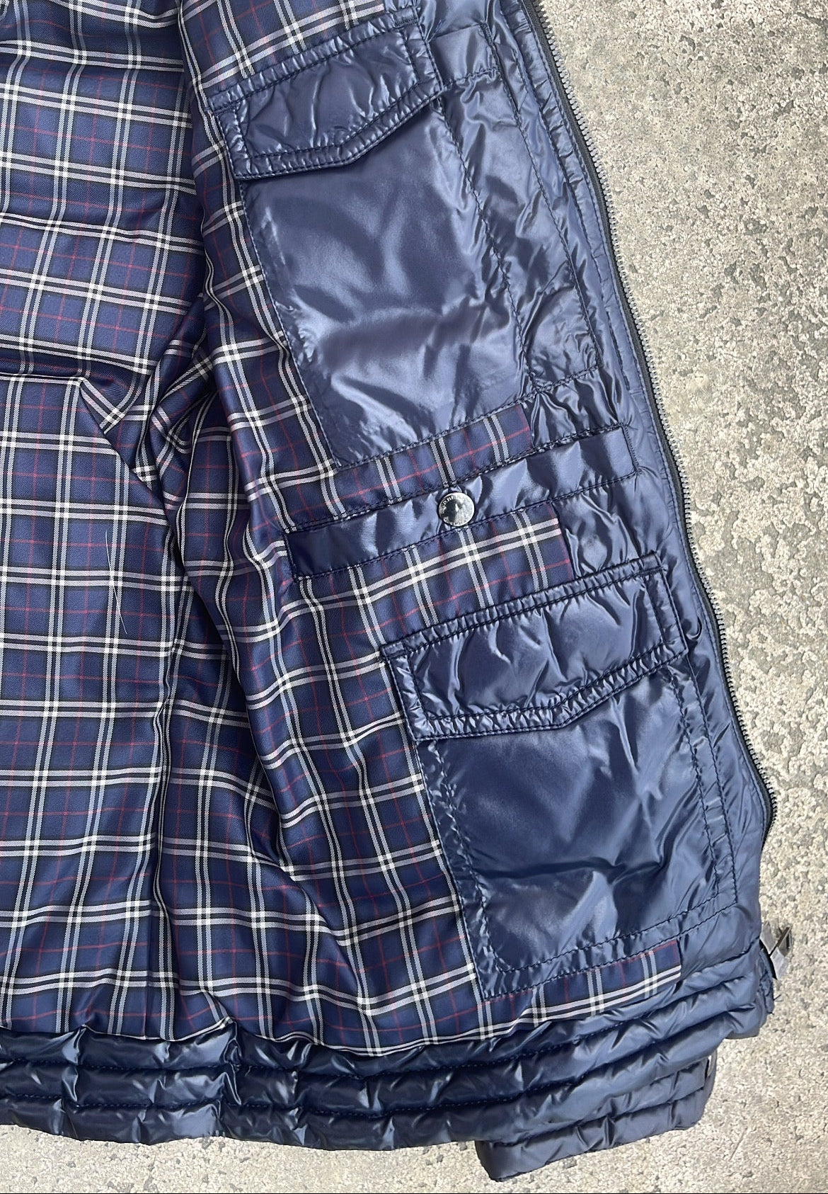 Burberry Black Label Glossy Navy Blue Jacket - L - Real Silver Fox Fur