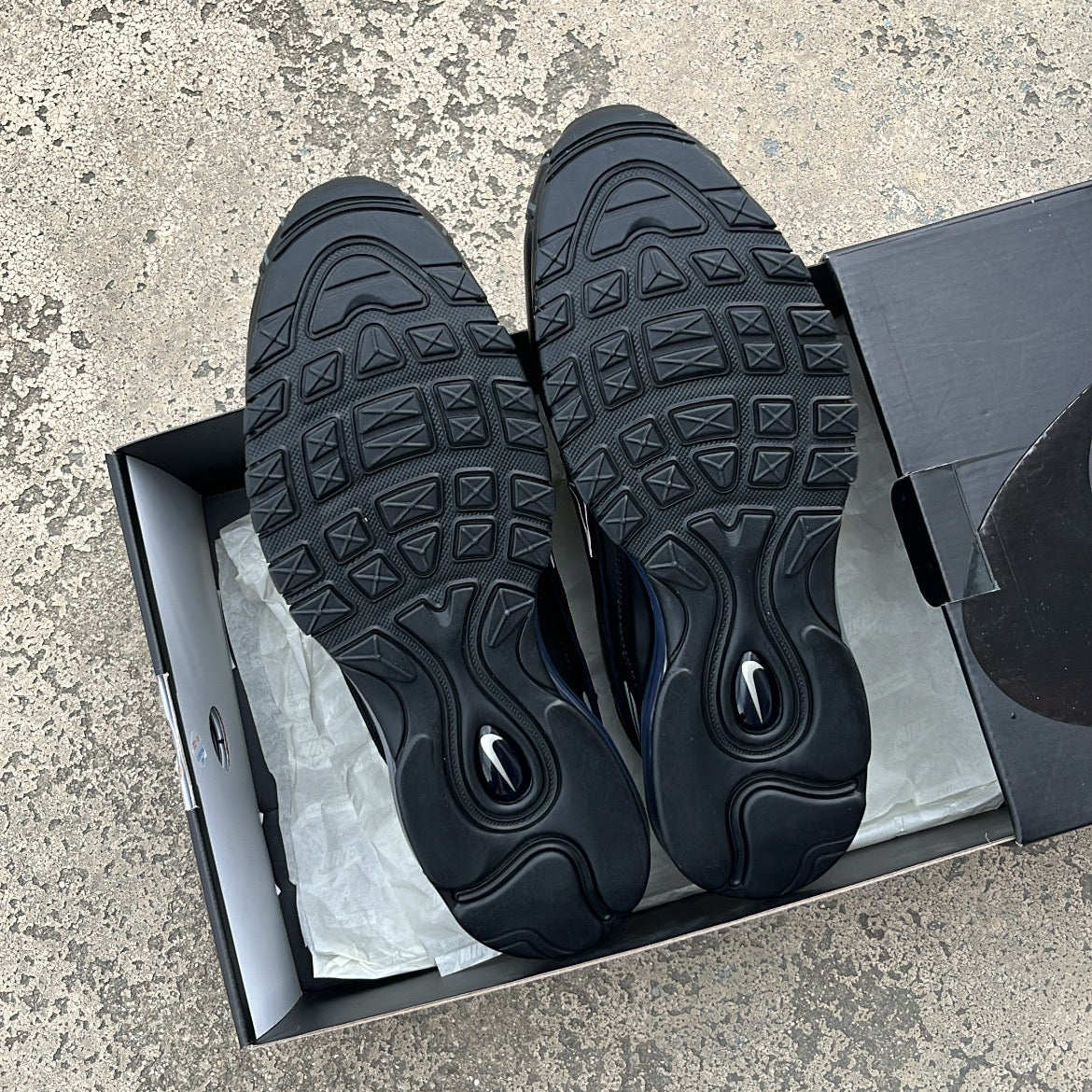 Air Max 98TL Supreme Black - EU44 / US10 / UK9
