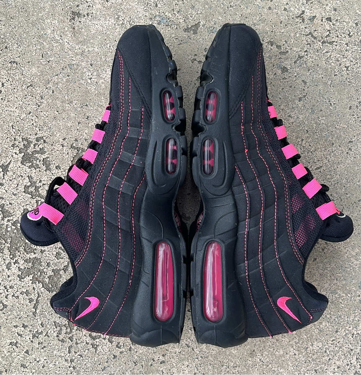 Air Max 95 Black Pink - EU42.5 / US9 / UK8