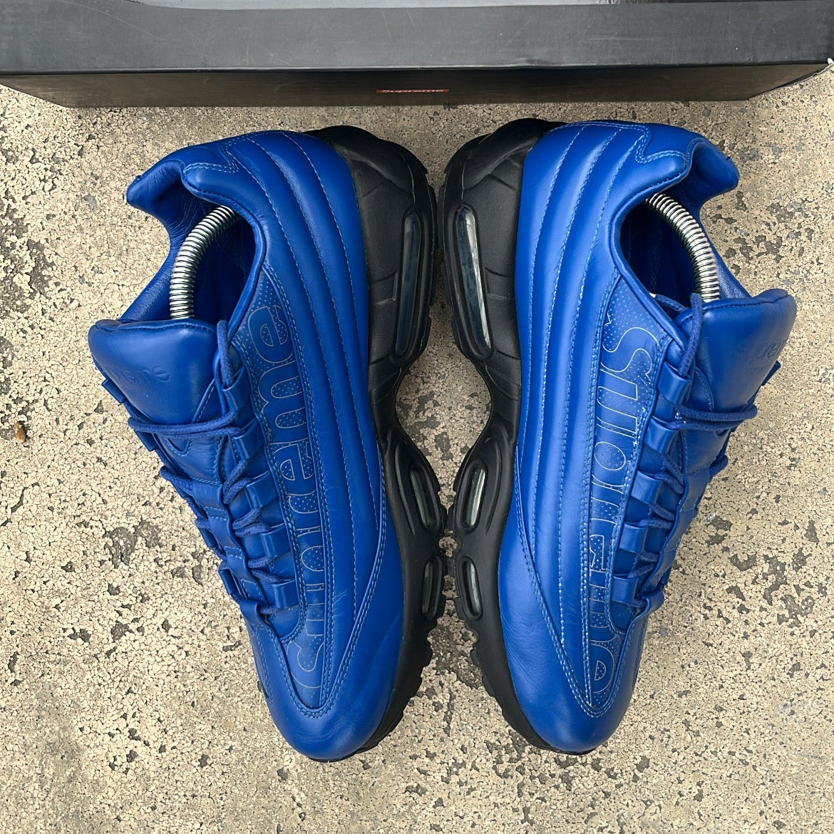 Air Max 95 Supreme Blue - EU42.5 / US9 / UK8