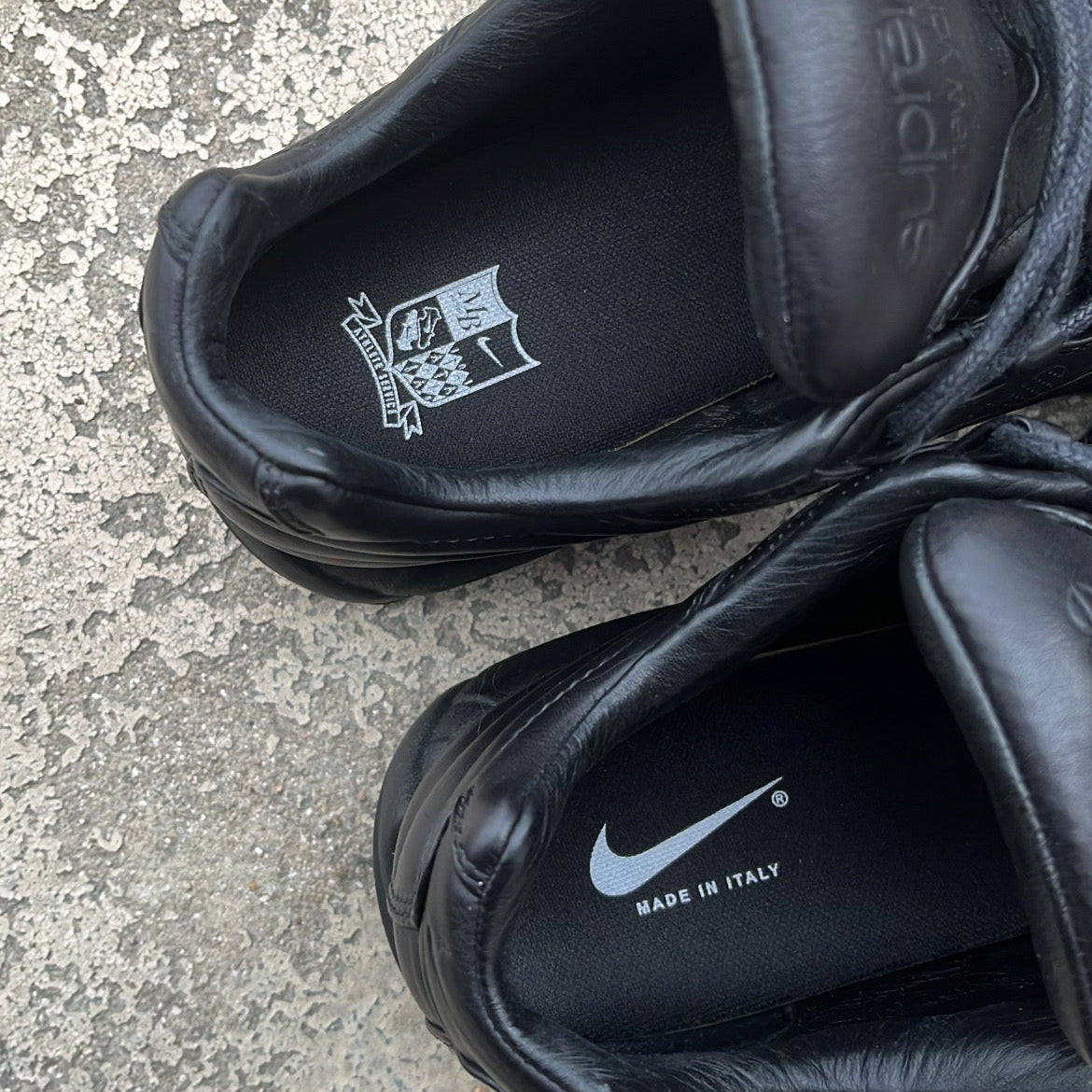 Air Max 95 Supreme Black - EU42 / US8.5 / UK7.5